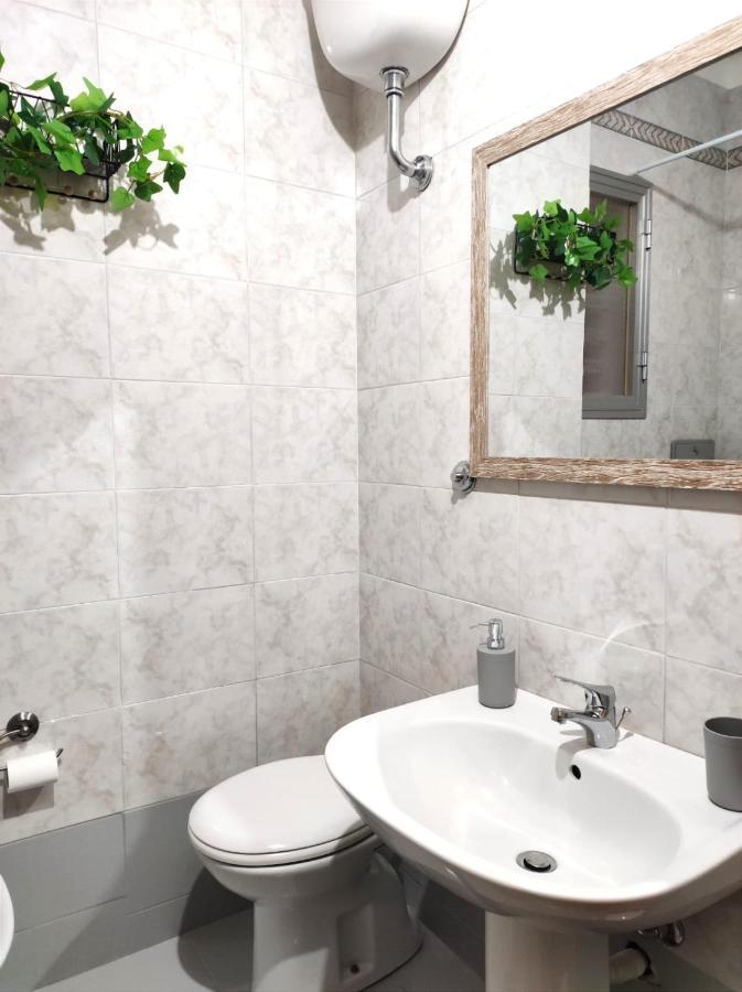 111 Guest House Bari Bagian luar foto