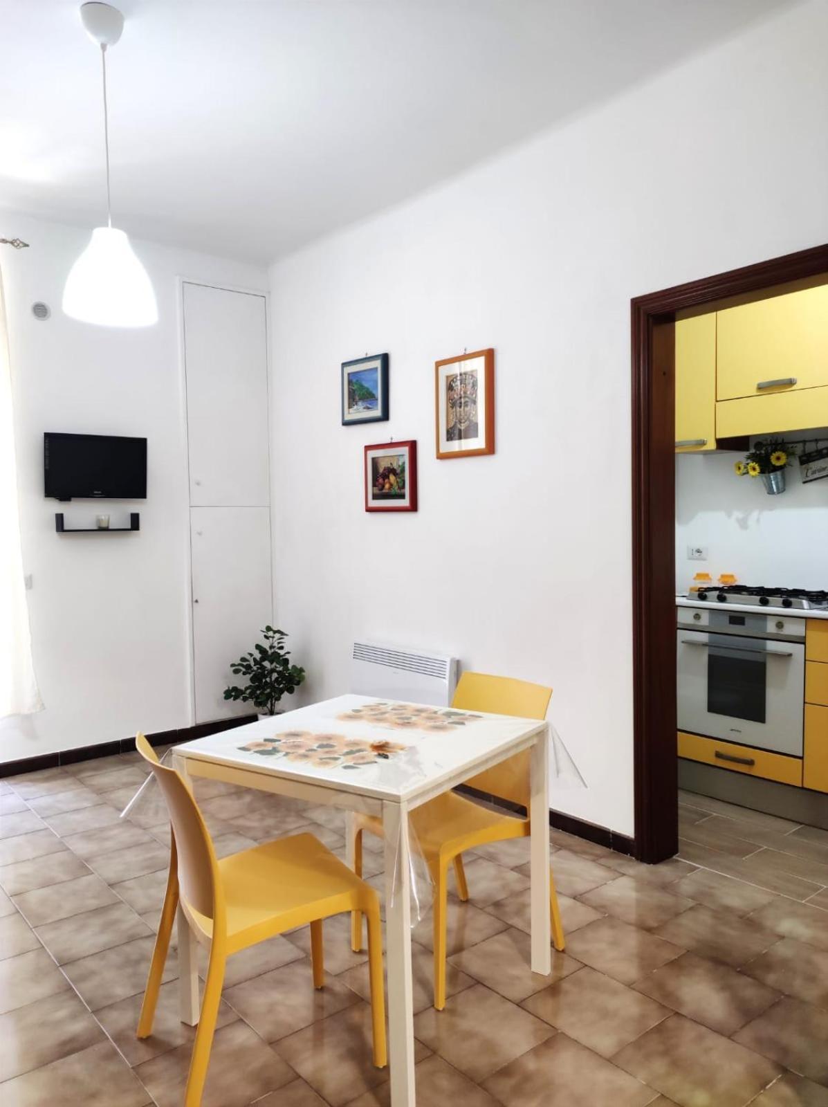 111 Guest House Bari Bagian luar foto