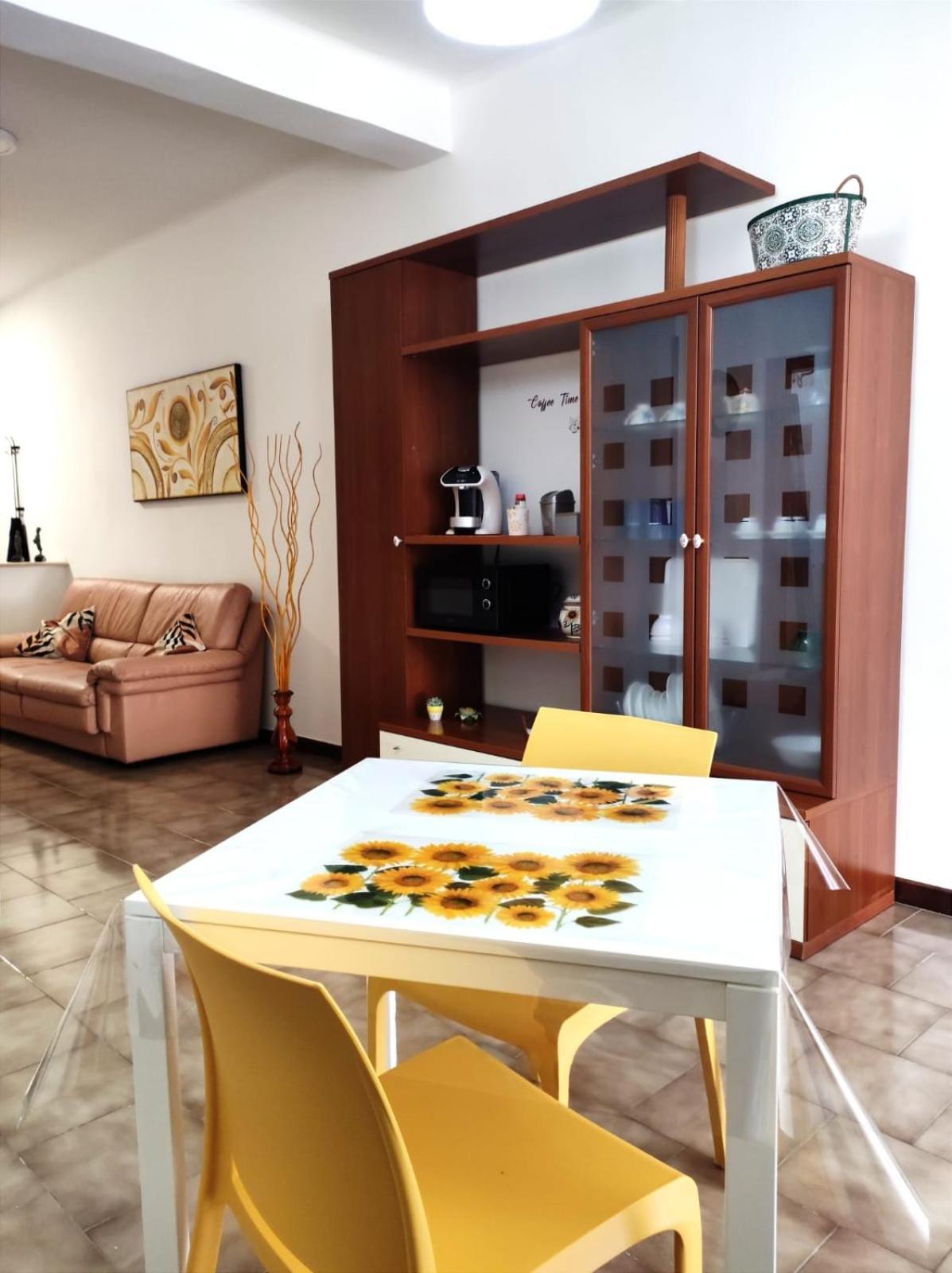 111 Guest House Bari Bagian luar foto